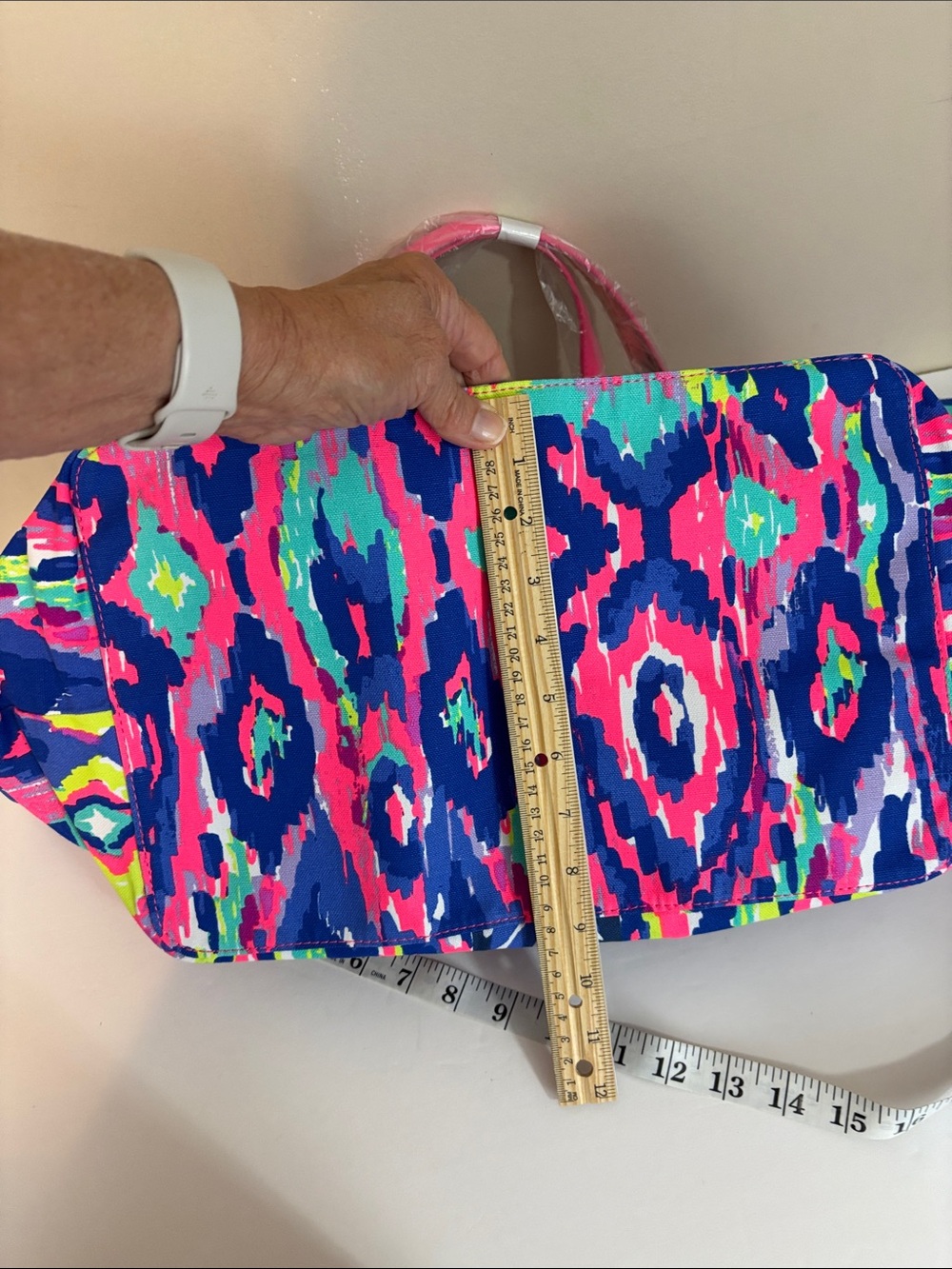 Lilly Pulitzer Beach Bathers Reversible Tote and Pouch NWT - Picture 7 of 16